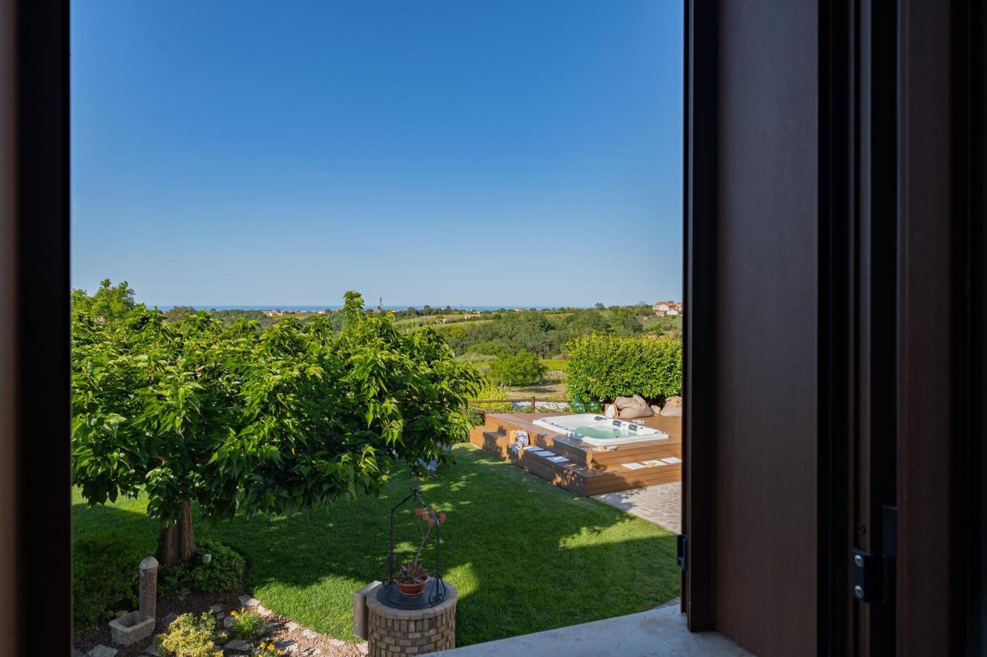 Villa Carulli - Yourplace Abruzzo Villa Caldari Exterior photo